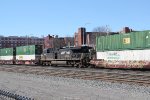 NS 4695 as a mid train helper on train 25G